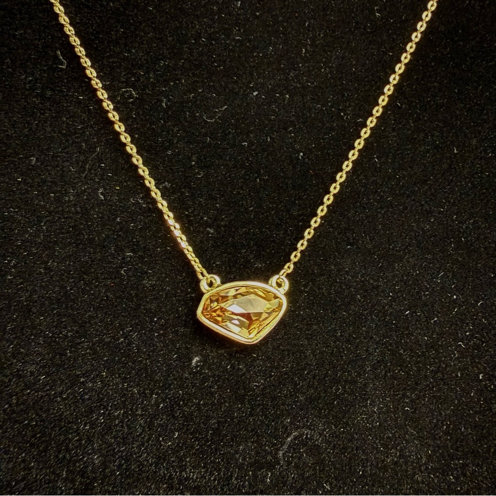 Champagne Glow Necklace